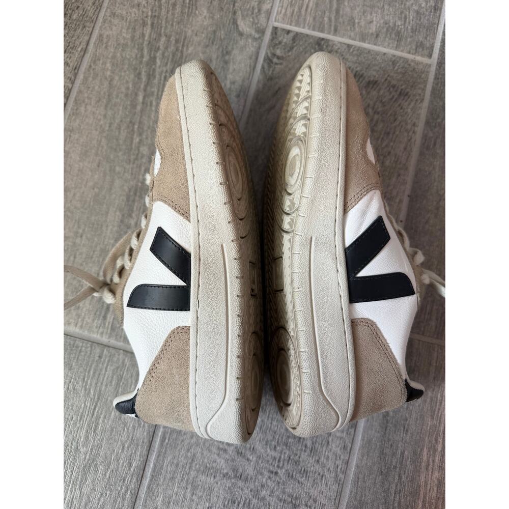 Veja V-10 Extra White Black Sahara Sneakers EUC - Womens Size 8/39 - Picture 4 of 7